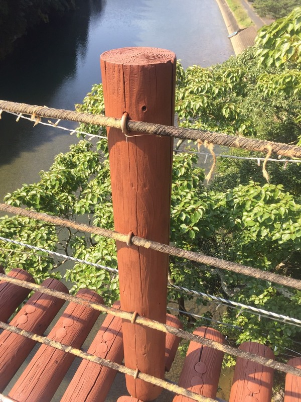立神峡公園　吊り橋ボランティア塗装サムネイル