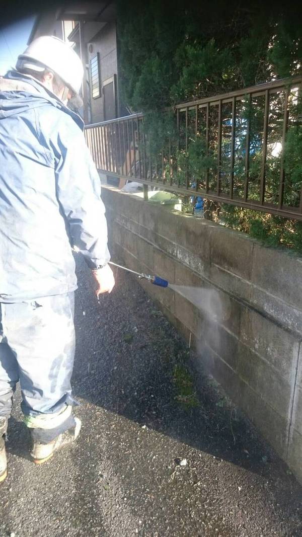 城南町宮地　Ｎ様邸　外壁塗装工事　高圧洗浄作業サムネイル