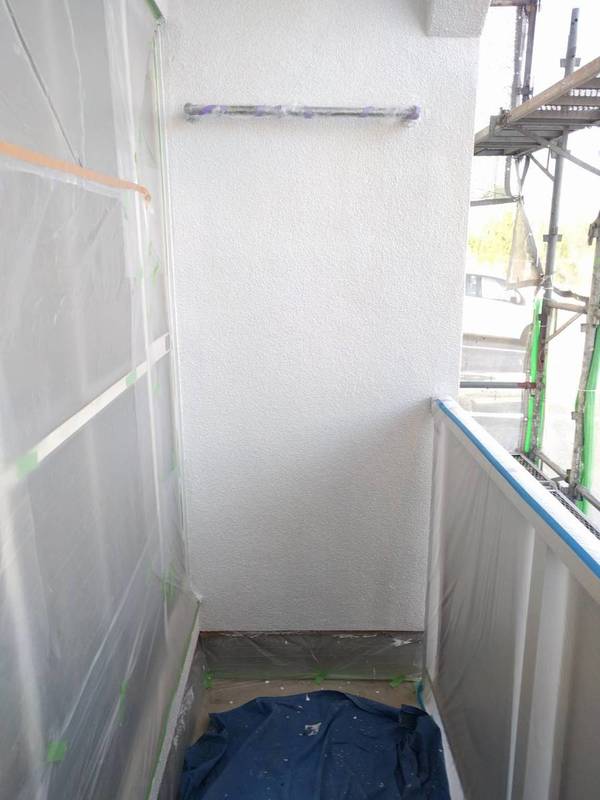 熊本　アパート塗装　外壁下塗り　養生作業サムネイル