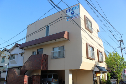 熊本市東区若葉　Ｋ様邸外壁塗装及び屋上防水工事サムネイル
