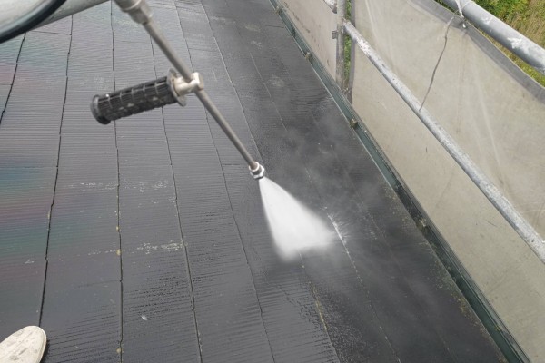 菊池市泗水町  アパートB棟 屋根外壁塗装工事 屋根・外壁高圧洗浄作業サムネイル