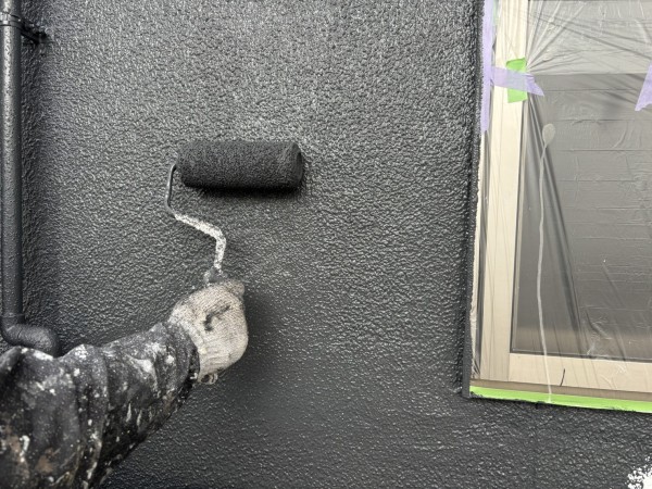 熊本市中央区 アパート 屋根外壁塗装工事  外壁中塗り・上塗りサムネイル