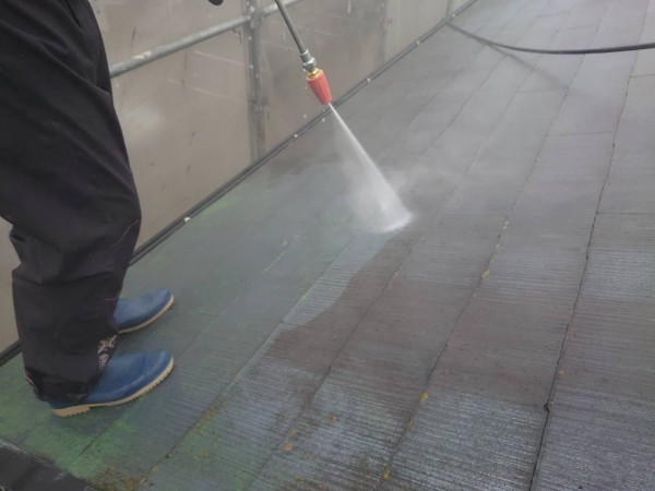 菊池市泗水町  アパートC棟  屋根外壁塗装工事  高圧洗浄作業サムネイル