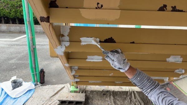 熊本市中央区  坪井  アパート　 屋根外壁塗装工事 　サビ部タッチアップサムネイル